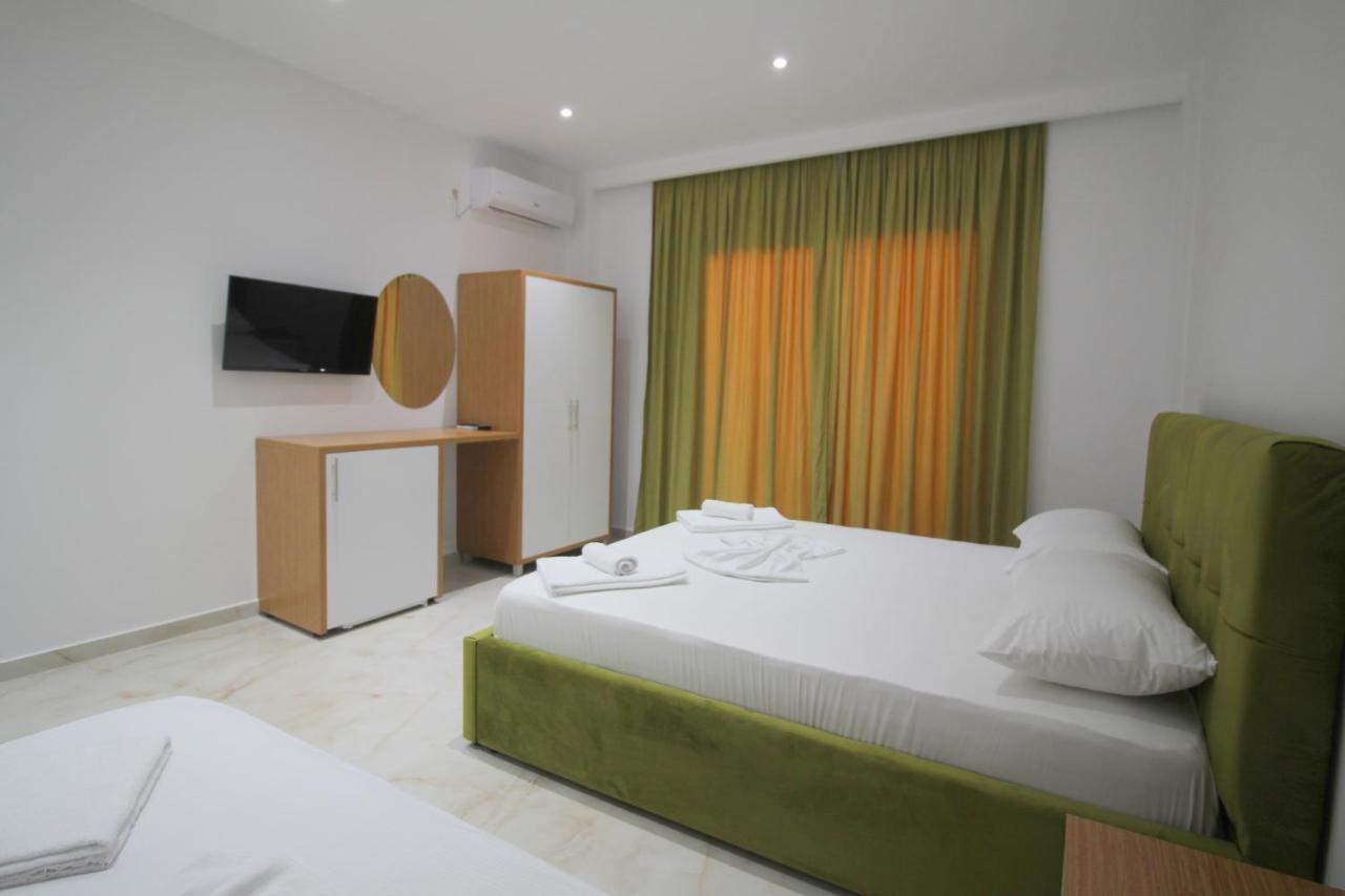 Moonshine Hotel كساميل المظهر الخارجي الصورة