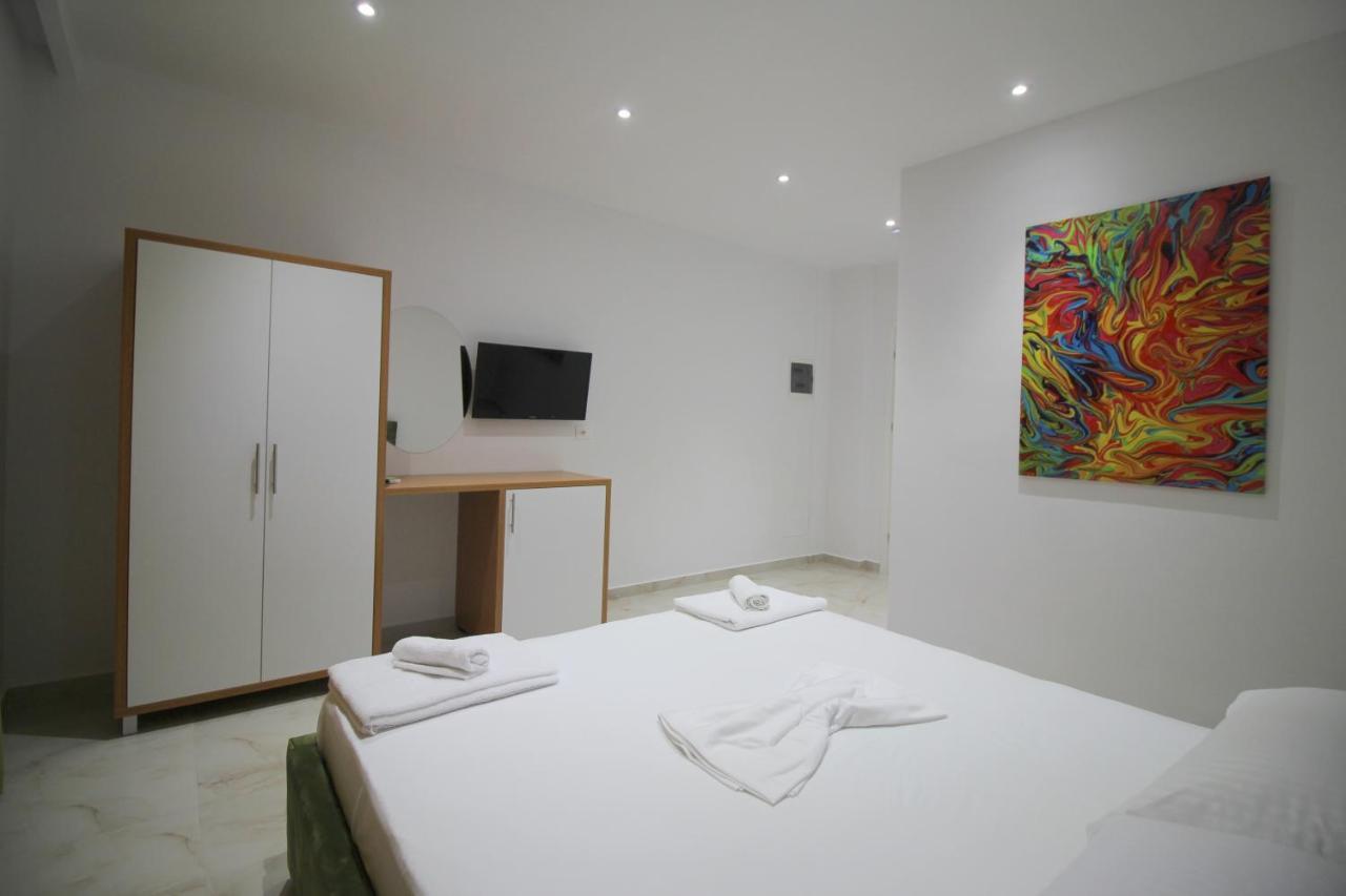 Moonshine Hotel كساميل المظهر الخارجي الصورة