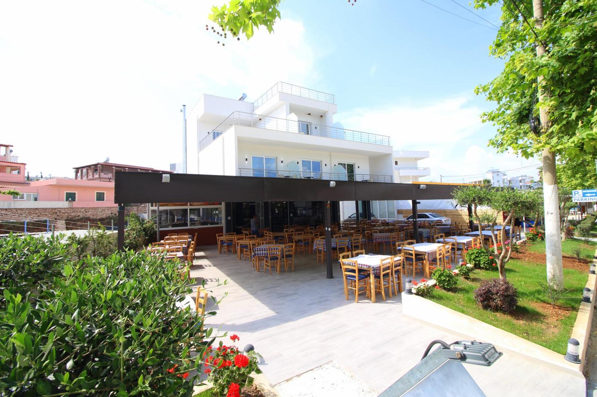 Moonshine Hotel كساميل المظهر الخارجي الصورة