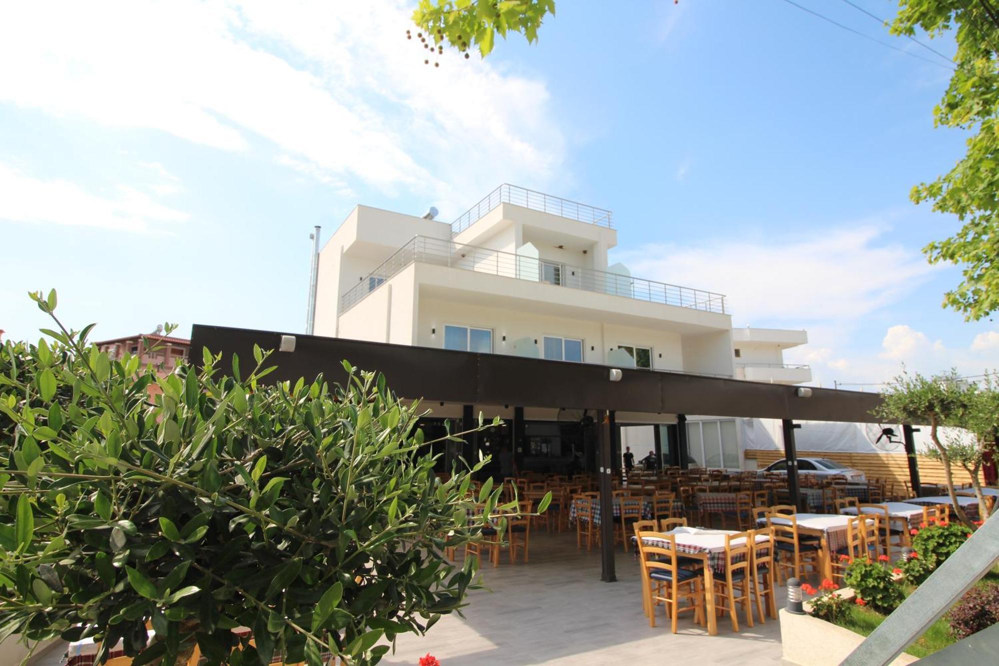 Moonshine Hotel كساميل المظهر الخارجي الصورة