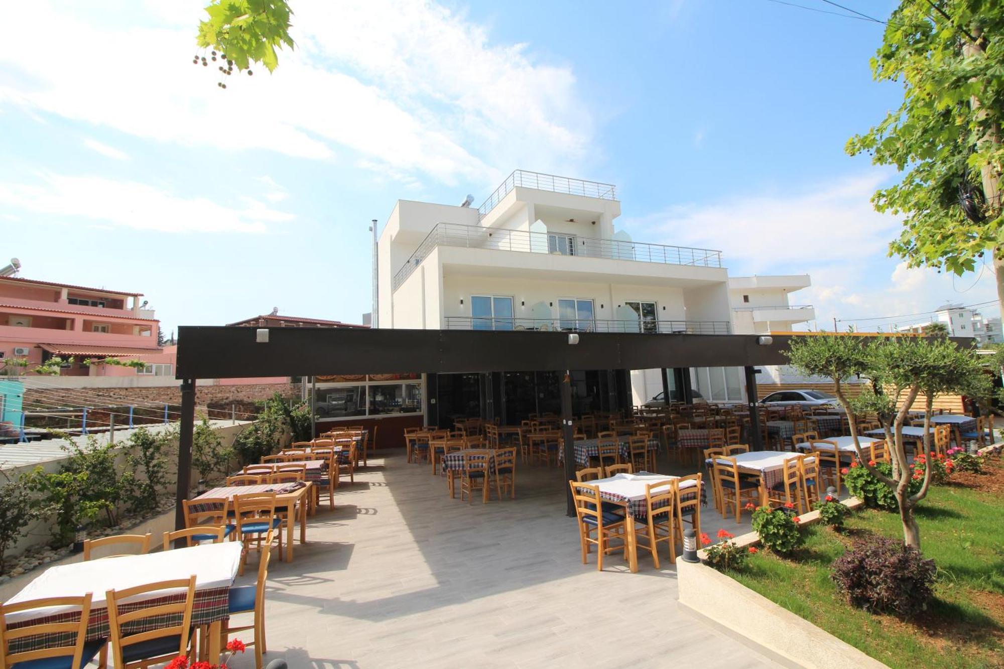 Moonshine Hotel كساميل المظهر الخارجي الصورة